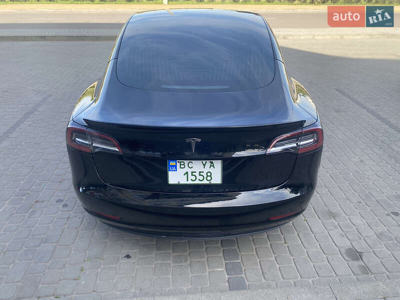 Седан Tesla Model 3 2019 в Шептицькому фото 20 Седан Tesla Model 3 2019 в Шептицькому