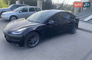 Седан Tesla Model 3 2019 в Шептицькому фото 28 Седан Tesla Model 3 2019 в Шептицькому