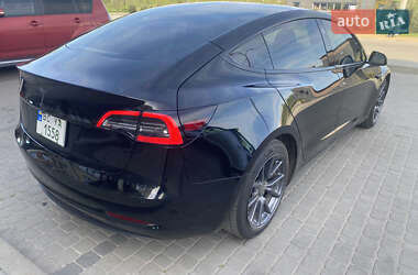 Седан Tesla Model 3 2019 в Шептицькому