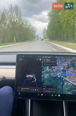 Седан Tesla Model 3 2019 в Шептицькому фото 38 Седан Tesla Model 3 2019 в Шептицькому
