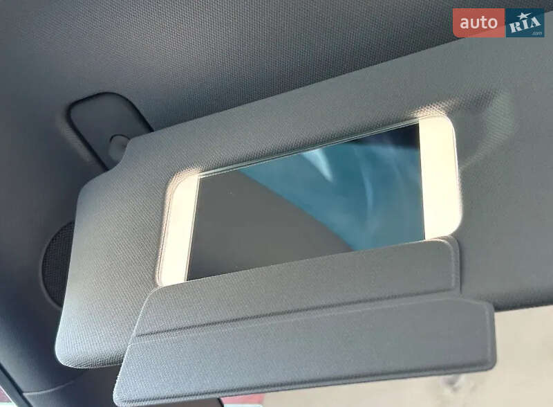 Седан Tesla Model 3 2018 в Києві