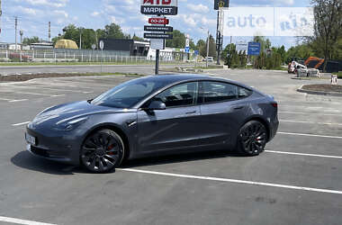 tesla model-3 2021 в Умань от профессионального продавца Максим