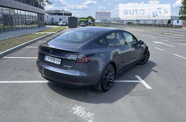 Седан Tesla Model 3 2021 в Умани