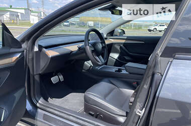 Седан Tesla Model 3 2021 в Киеве