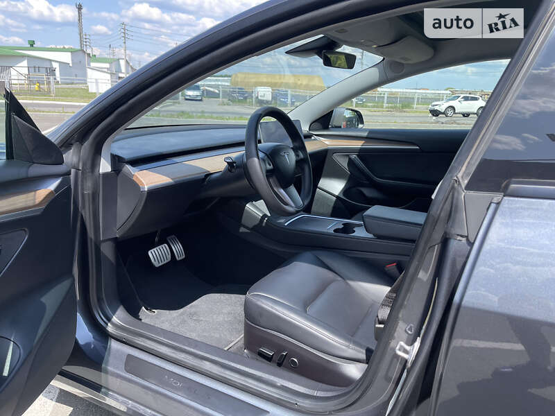 Седан Tesla Model 3 2021 в Киеве фото 18 Седан Tesla Model 3 2021 в Киеве