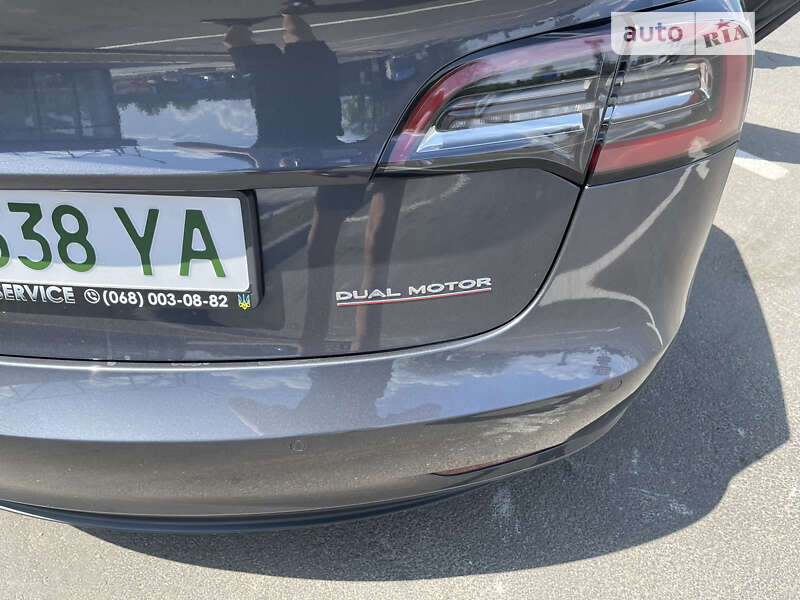 Седан Tesla Model 3 2021 в Киеве фото 34 Седан Tesla Model 3 2021 в Киеве