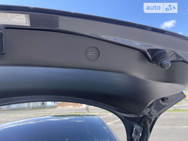 Седан Tesla Model 3 2021 в Киеве фото 48 Седан Tesla Model 3 2021 в Киеве