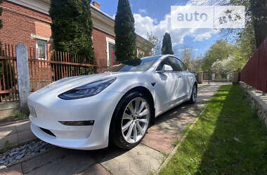 Седан Tesla Model 3 2018 в Самборі