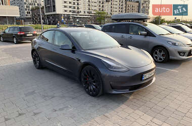Седан Tesla Model 3 2021 в Львове