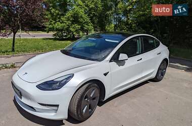Седан Tesla Model 3 2020 в Рівному