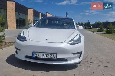 Седан Tesla Model 3 2019 в Хмельницком