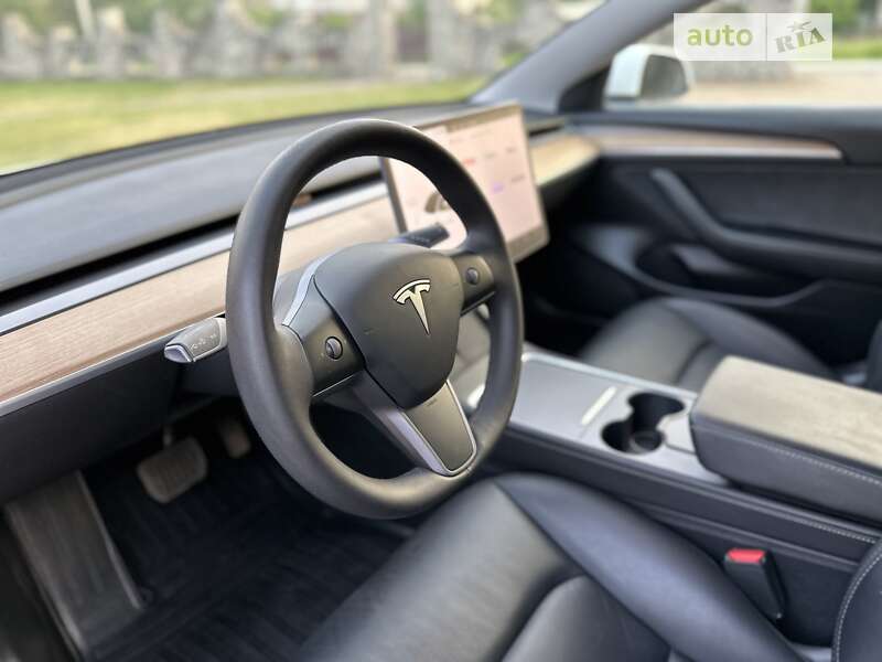 Седан Tesla Model 3 2021 в Калуше фото 18 Седан Tesla Model 3 2021 в Калуше