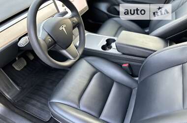 Седан Tesla Model 3 2021 в 