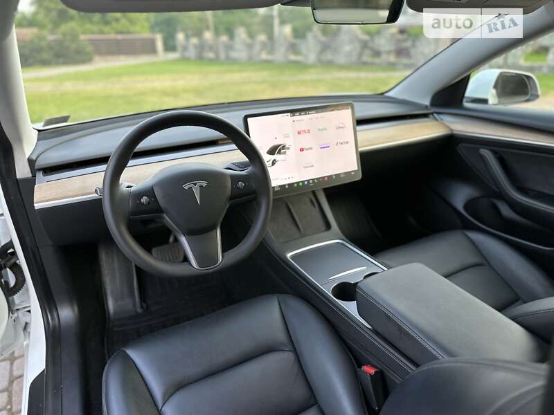 Седан Tesla Model 3 2021 в Калуше фото 21 Седан Tesla Model 3 2021 в Калуше