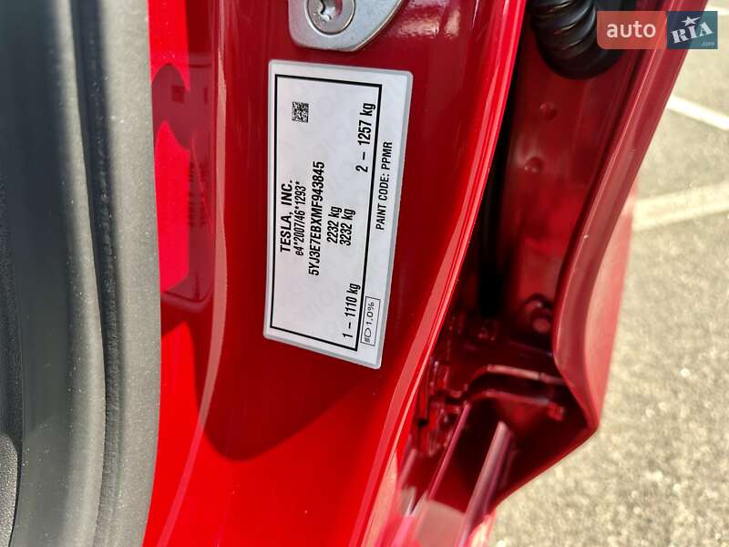 Седан Tesla Model 3 2021 в Киеве