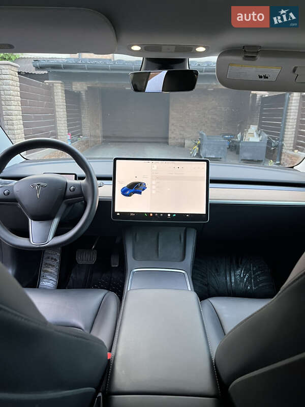 Седан Tesla Model 3 2020 в Хмельницком