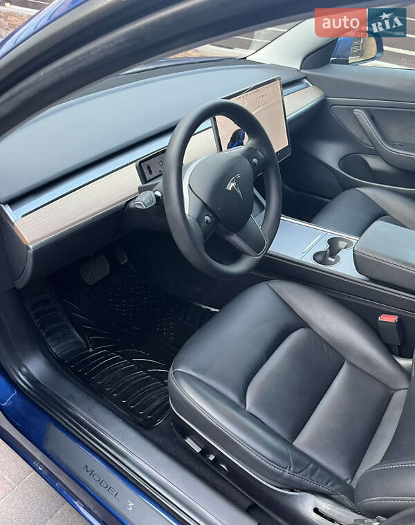 Седан Tesla Model 3 2020 в Хмельницком