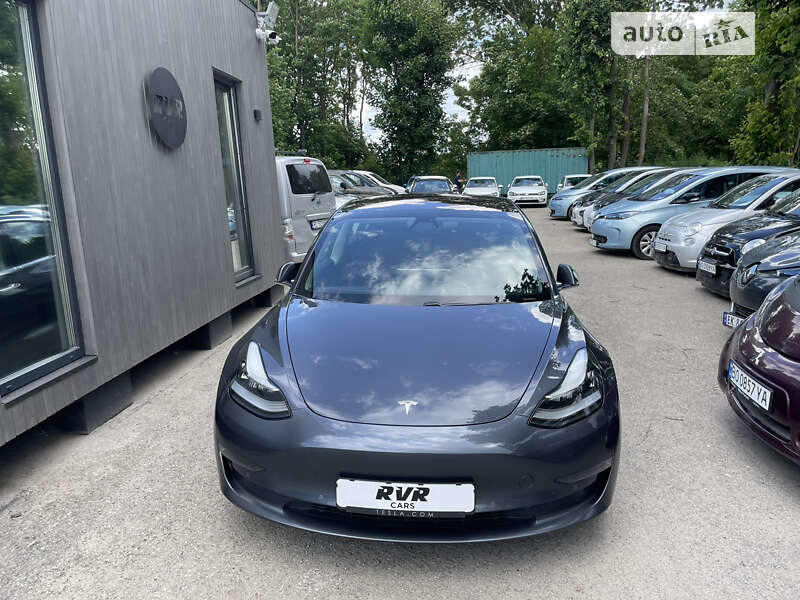 Седан Tesla Model 3 2019 в Тернополі