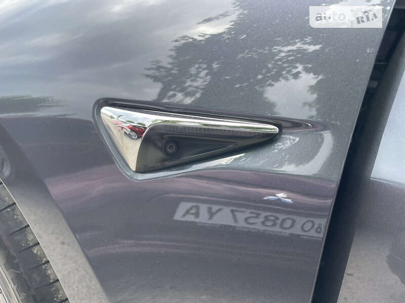 Седан Tesla Model 3 2019 в Тернополі