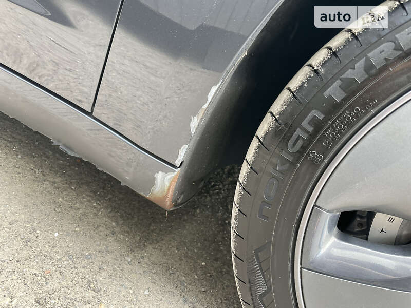 Седан Tesla Model 3 2019 в Тернополі
