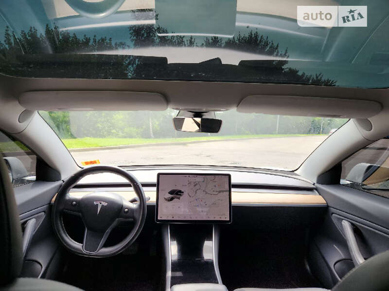 Седан Tesla Model 3 2019 в Харькове