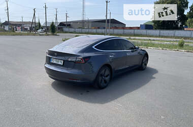 Седан Tesla Model 3 2018 в Буче