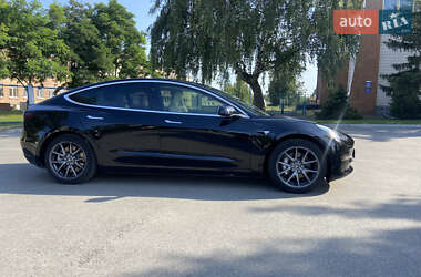 Седан Tesla Model 3 2019 в Києві