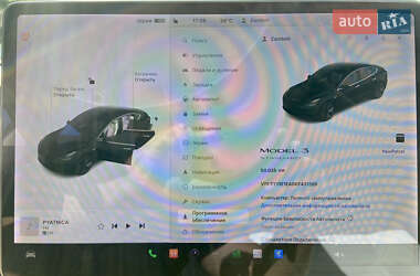 Седан Tesla Model 3 2019 в Києві