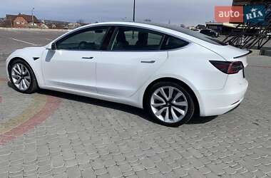 Седан Tesla Model 3 2019 в Харкові