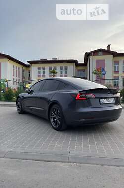 Седан Tesla Model 3 2021 в Львові фото 5 Седан Tesla Model 3 2021 в Львові