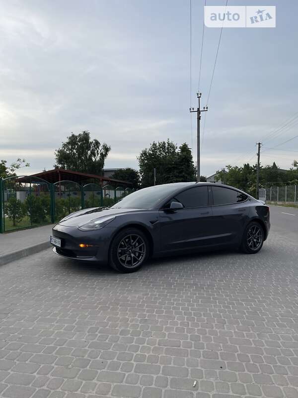 Седан Tesla Model 3 2021 в Львові фото 9 Седан Tesla Model 3 2021 в Львові