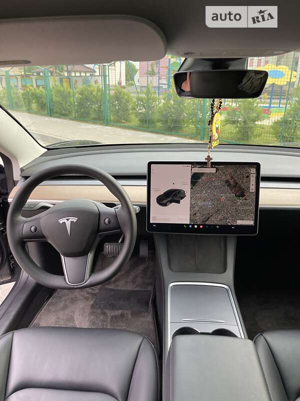 Седан Tesla Model 3 2021 в Львові фото 12 Седан Tesla Model 3 2021 в Львові