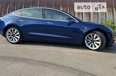 Седан Tesla Model 3 2019 в Києві