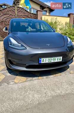 Седан Tesla Model 3 2018 в Білій Церкві