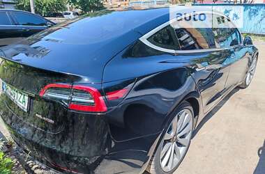 Седан Tesla Model 3 2018 в Житомире