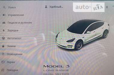 Седан Tesla Model 3 2022 в Старокостянтинові