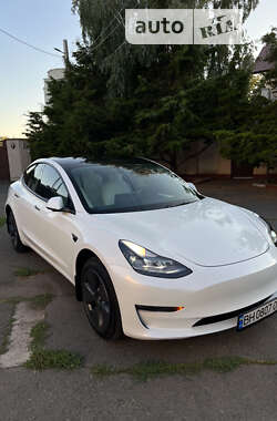 Седан Tesla Model 3 2022 в Одесі