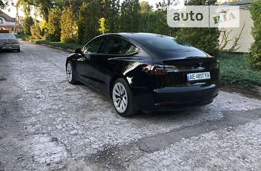 Седан Tesla Model 3 2022 в Дніпрі