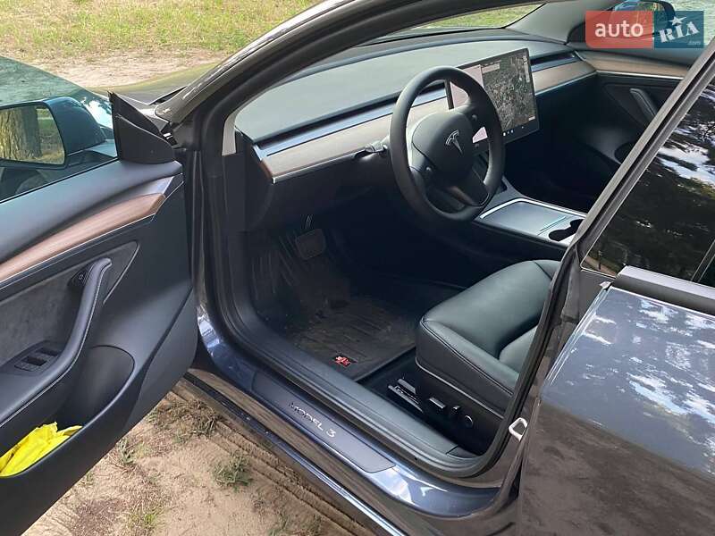 Седан Tesla Model 3 2022 в Дніпрі
