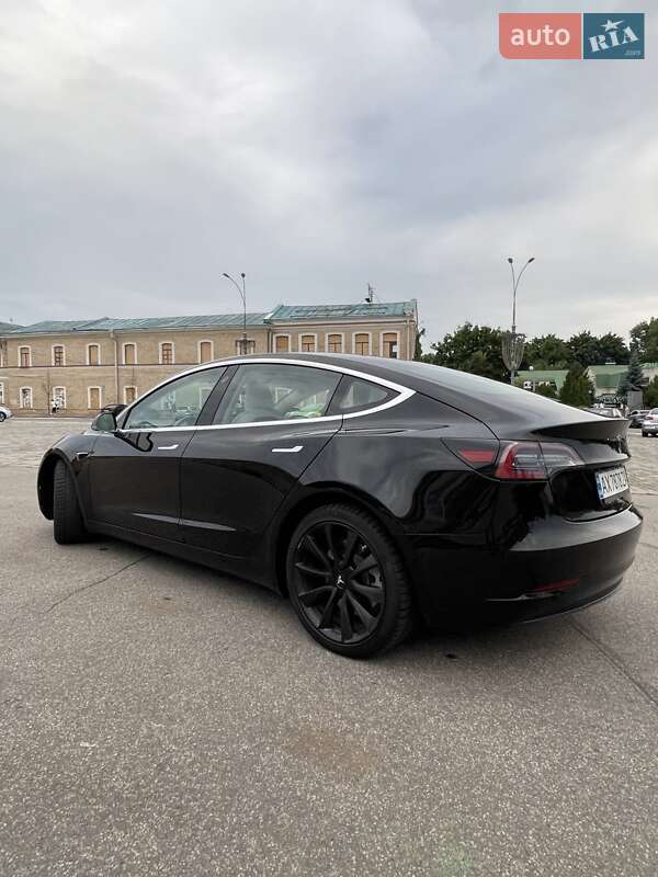 Седан Tesla Model 3 2018 в Харькове