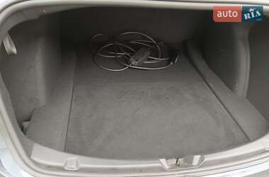 Седан Tesla Model 3 2020 в Звенигородці