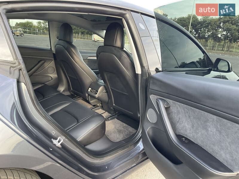 Седан Tesla Model 3 2021 в Дніпрі фото 15 Седан Tesla Model 3 2021 в Дніпрі