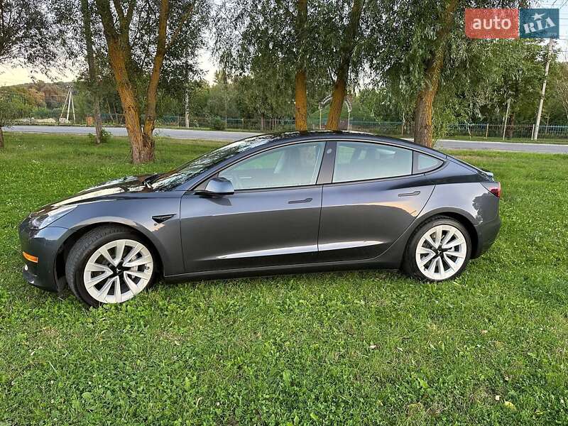 Седан Tesla Model 3 2021 в Тернополі фото 7 Седан Tesla Model 3 2021 в Тернополі