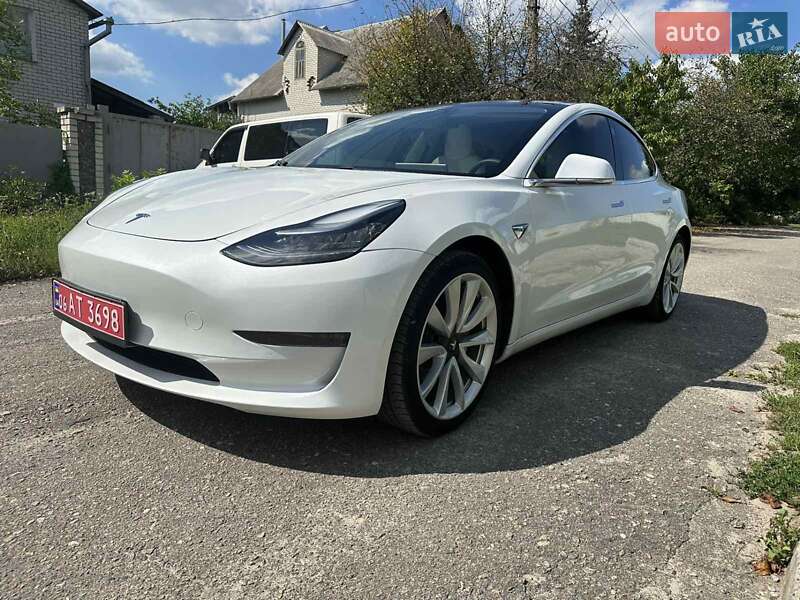 Седан Tesla Model 3 2020 в Харькове фото 4 Седан Tesla Model 3 2020 в Харькове