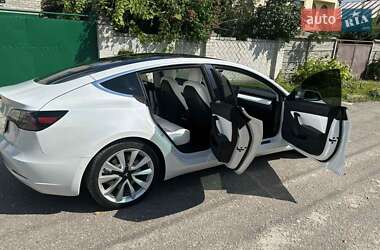 Седан Tesla Model 3 2020 в Харькове