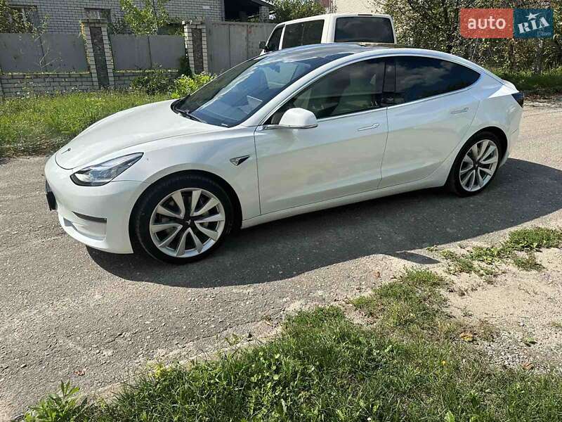 Седан Tesla Model 3 2020 в Харькове фото 5 Седан Tesla Model 3 2020 в Харькове