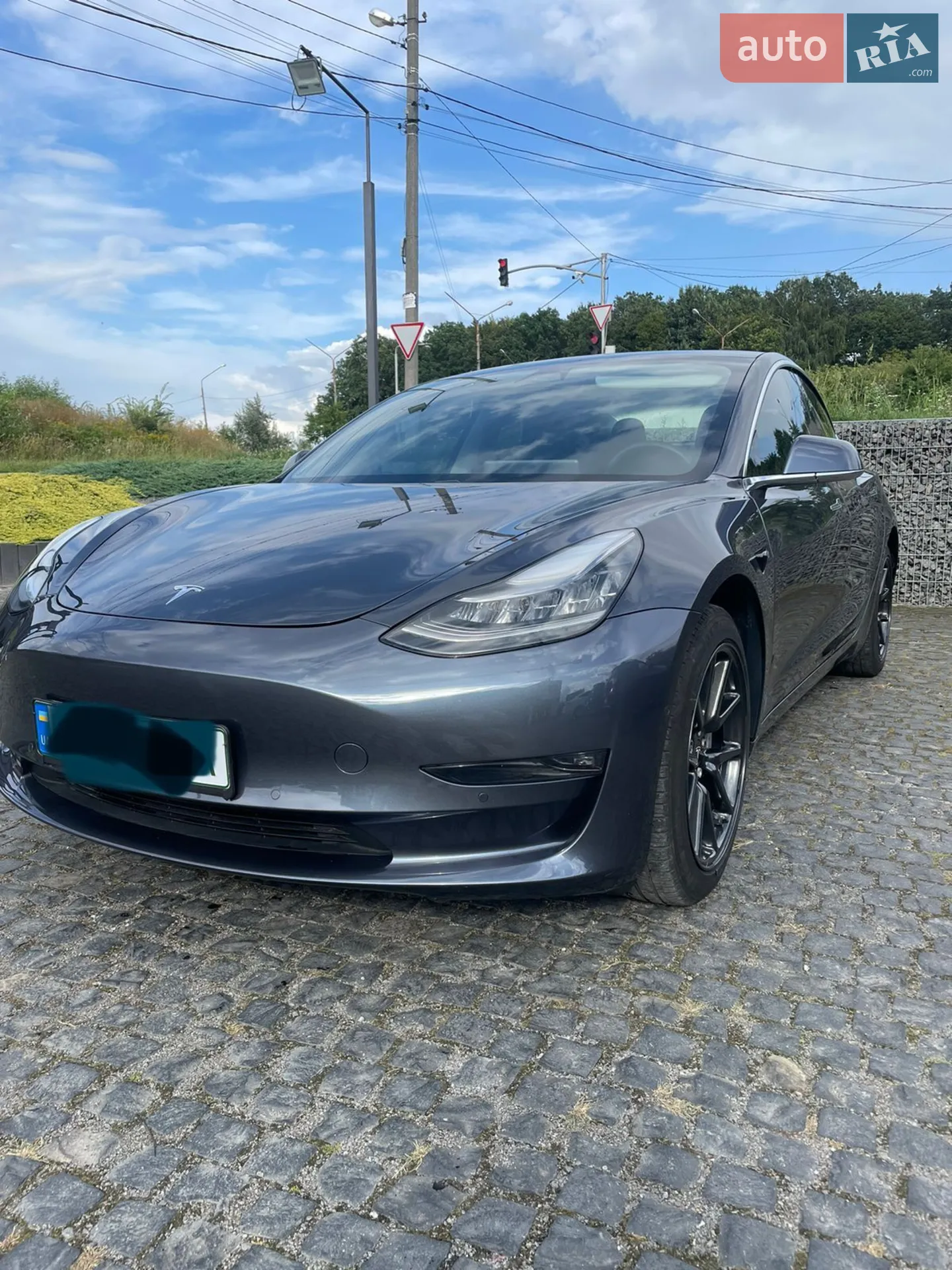 2020 Tesla Model 3 - фото 1