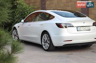 Седан Tesla Model 3 2020 в Днепре фото 2 Седан Tesla Model 3 2020 в Днепре
