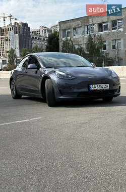 Седан Tesla Model 3 2022 в Вінниці