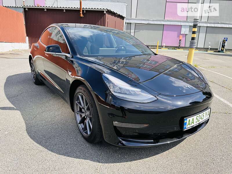 Tesla Model 3 2018 Tesla Model 3 2018